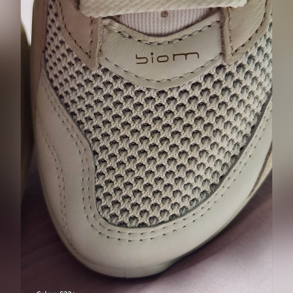 ECCO BIOM 2.2 TRAINERS GOLD. Size 7 - 7.5 - Picture 7 of 10